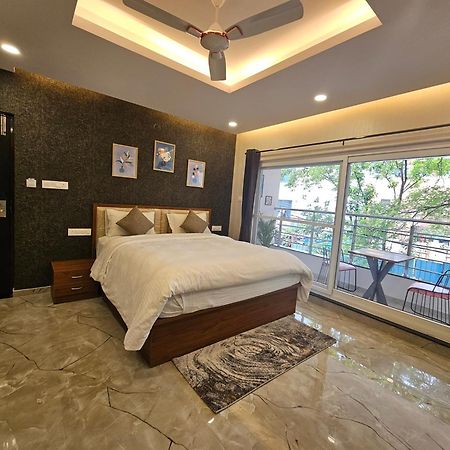 The Urban Nest Hotel Bangalore Bagian luar foto