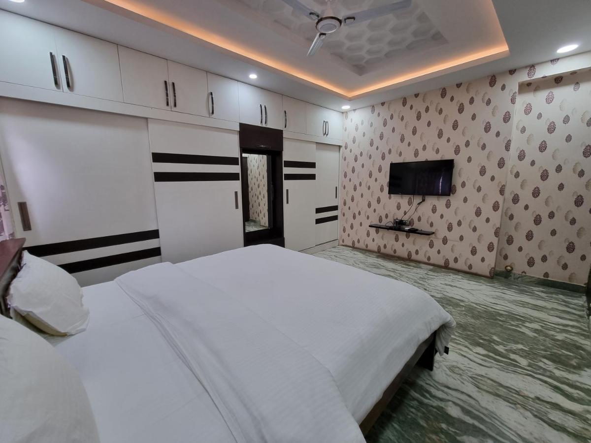 The Urban Nest Hotel Bangalore Bagian luar foto