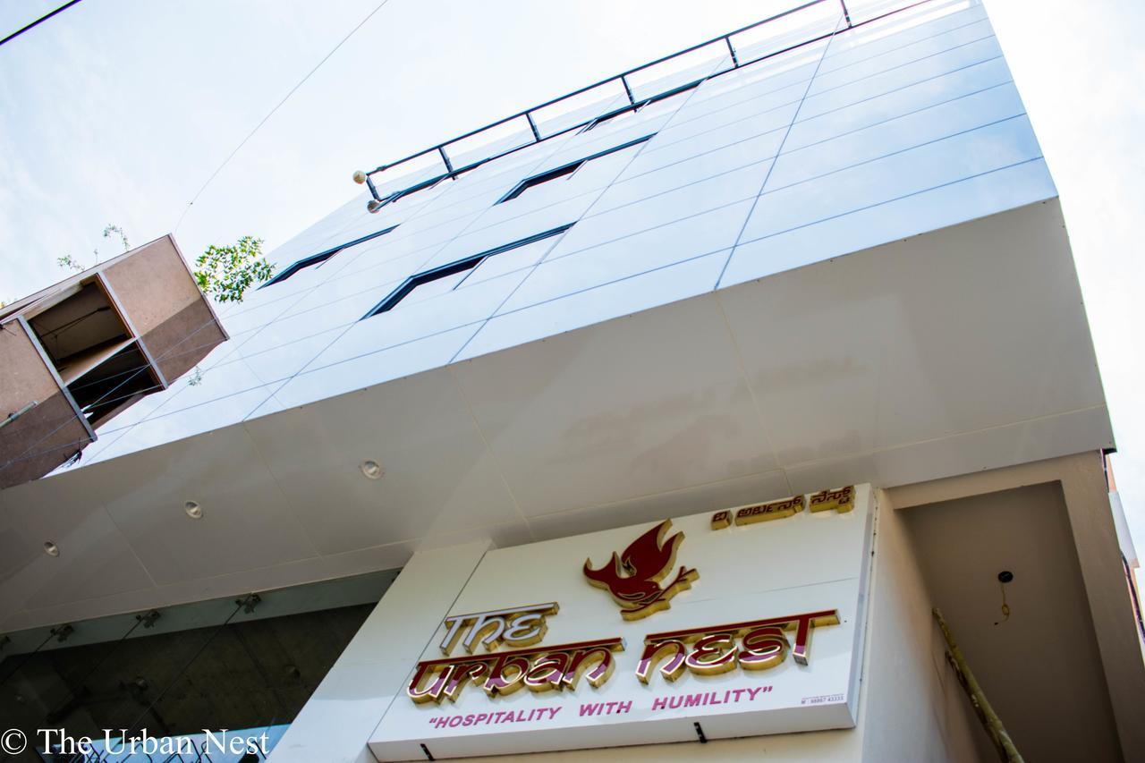 The Urban Nest Hotel Bangalore Bagian luar foto